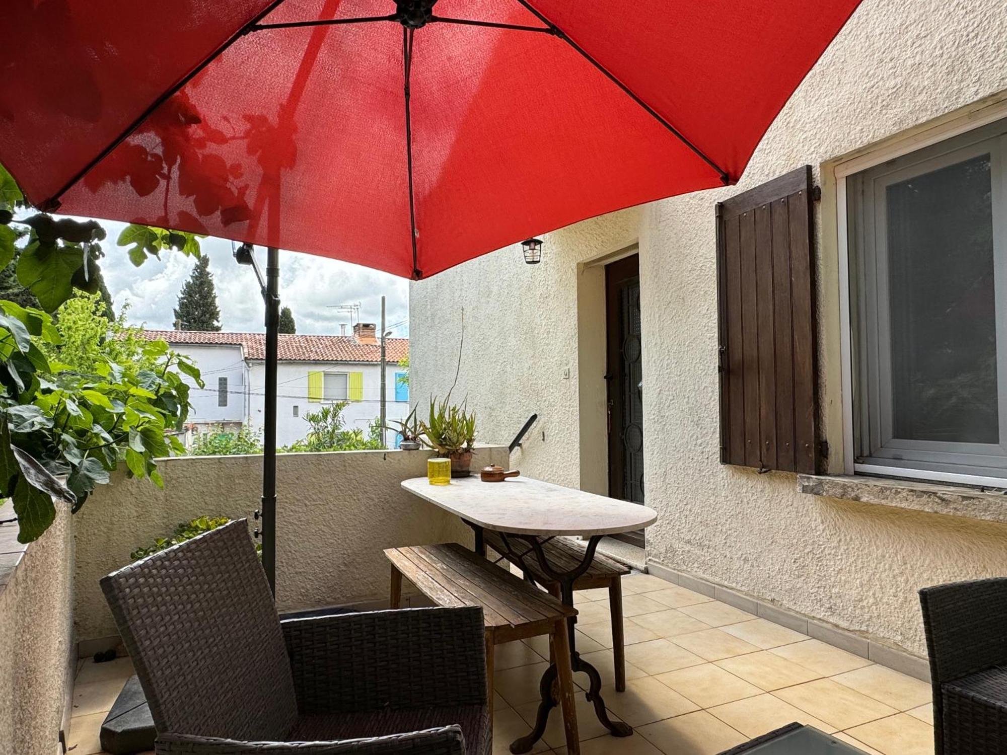 En Ville Avec Un Air De Campagne Arles Eksteriør billede